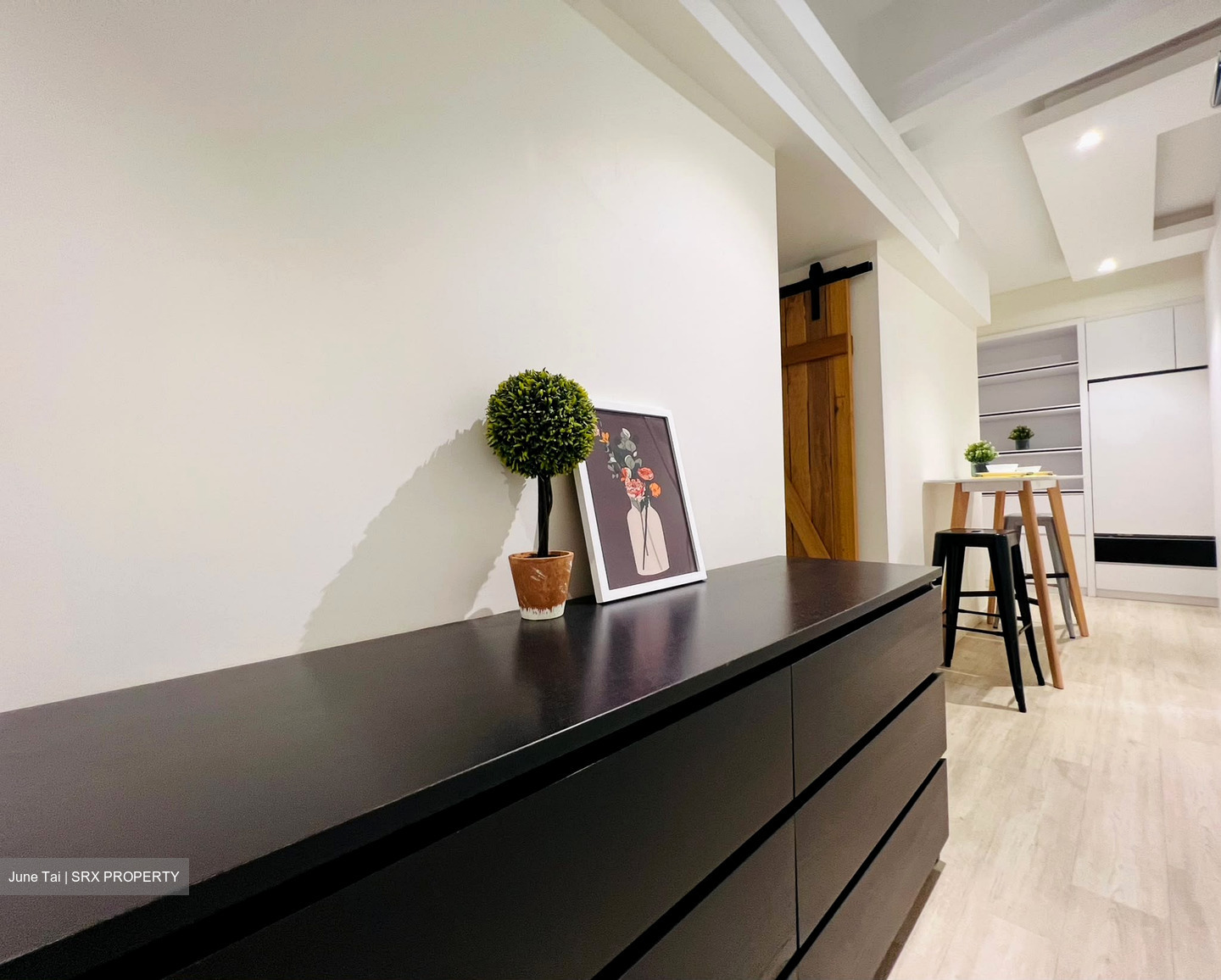International Plaza (D2), Apartment #596275011